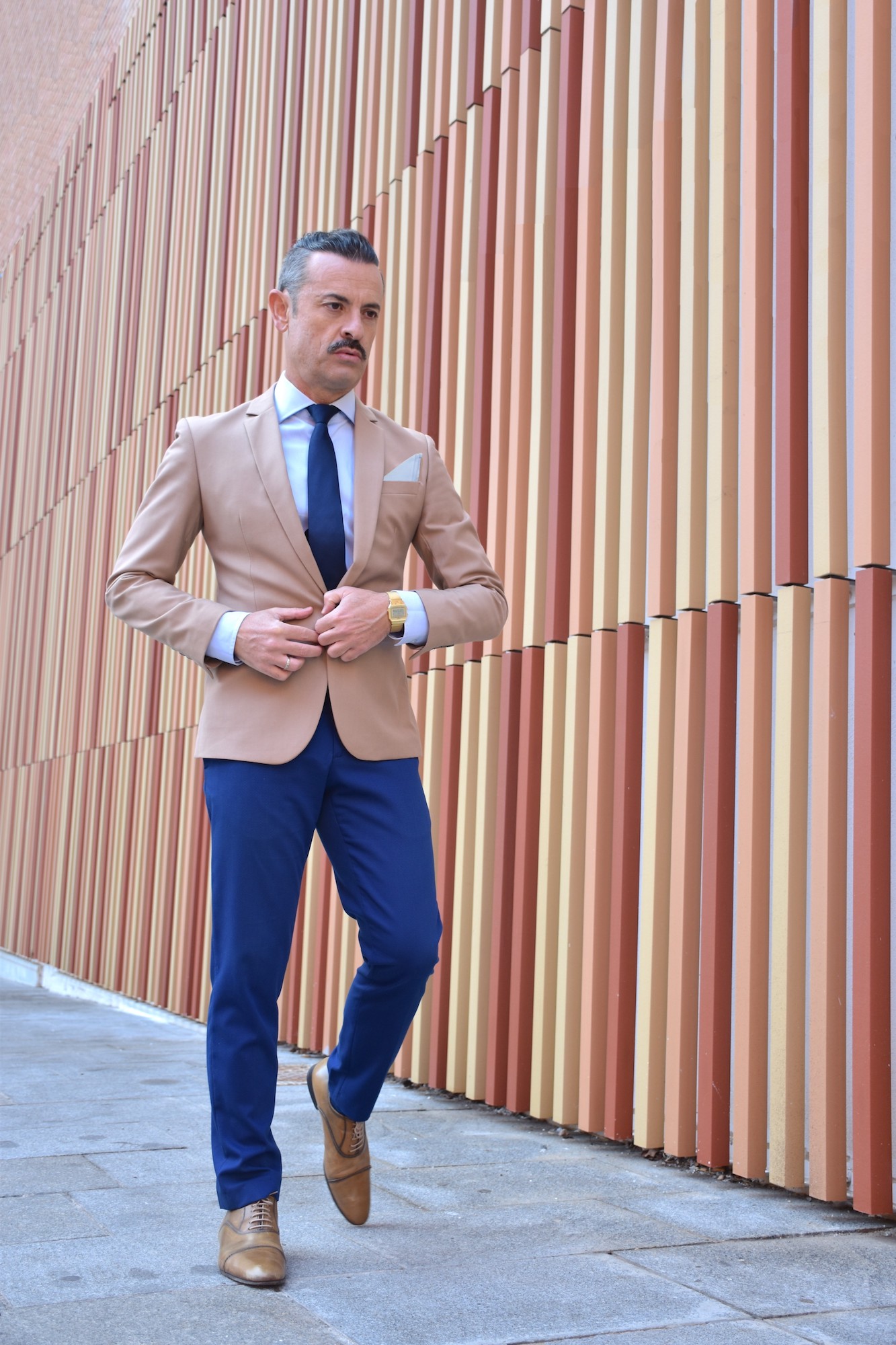 mens suit blue pants beige blazer elegant style