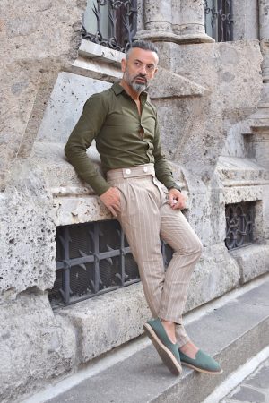 mature men fashion style summer linen green shirt